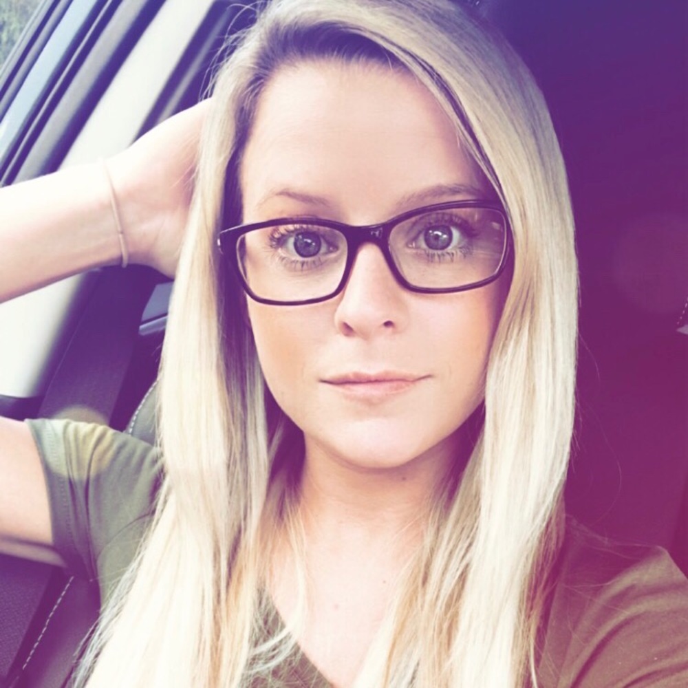 Meet your Posher, Jennifer